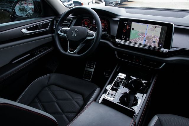 2024 Volkswagen Atlas 2.0T Peak Edition SEL