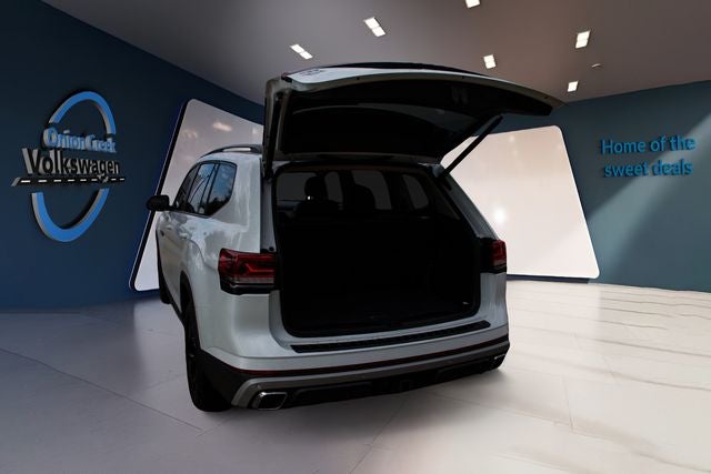 2024 Volkswagen Atlas 2.0T Peak Edition SEL