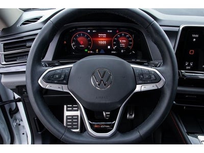 2024 Volkswagen Atlas 2.0T Peak Edition SEL