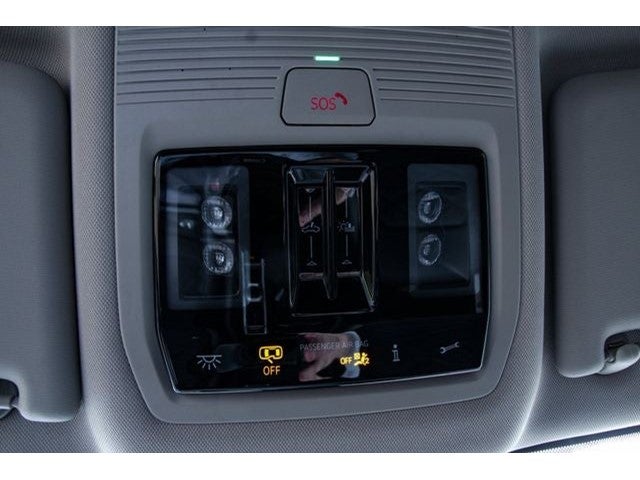 2024 Volkswagen Atlas 2.0T Peak Edition SEL