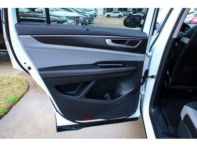 2024 Volkswagen Atlas 2.0T Peak Edition SEL