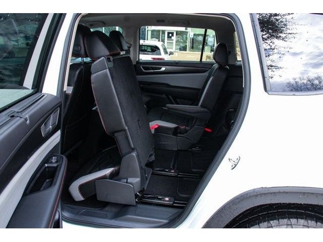 2024 Volkswagen Atlas 2.0T Peak Edition SEL