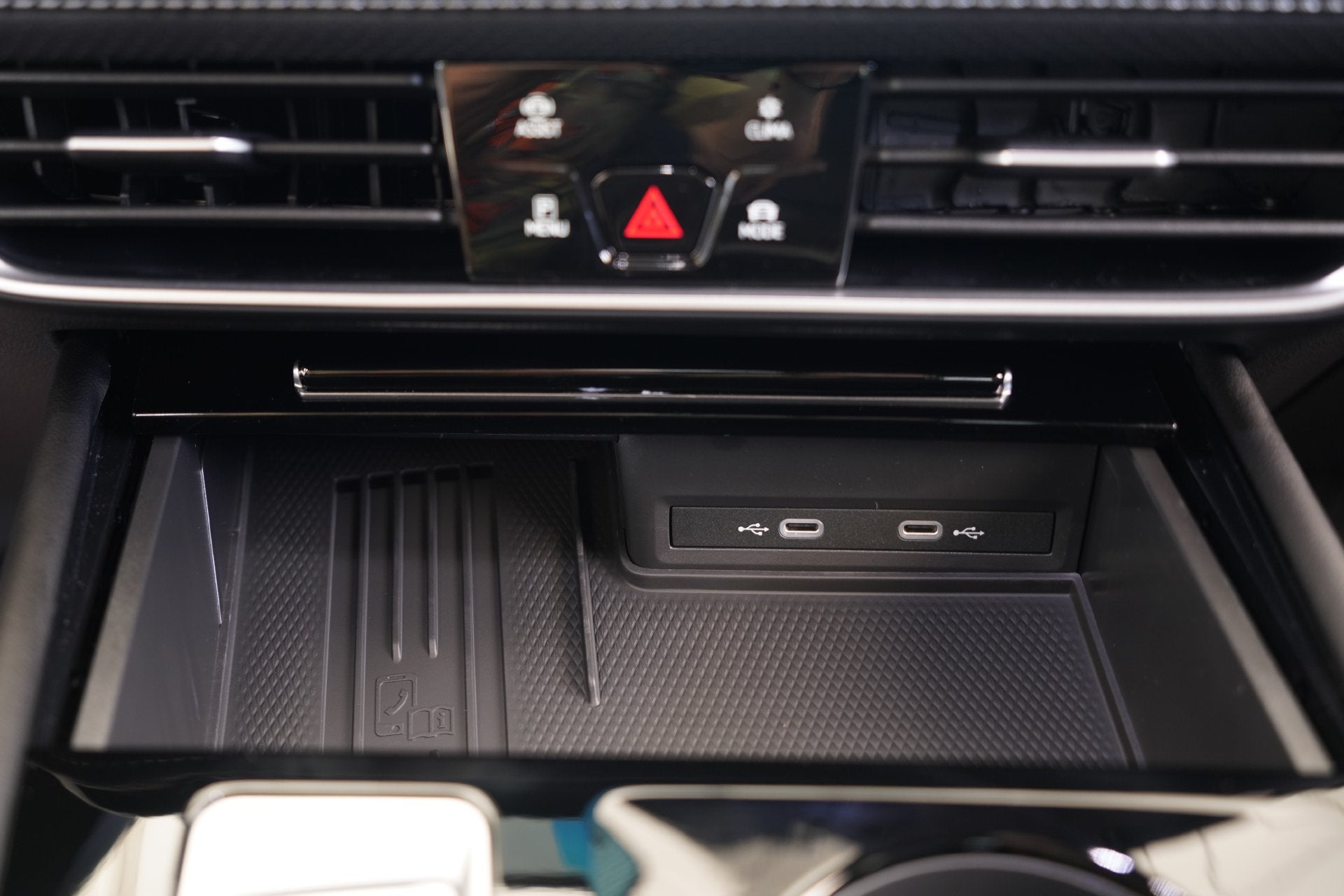 2026 Volkswagen Atlas Cross Sport SE w/Technology