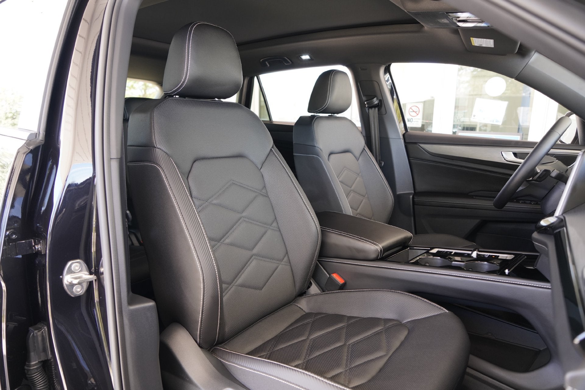 2026 Volkswagen Atlas Cross Sport SE w/Technology