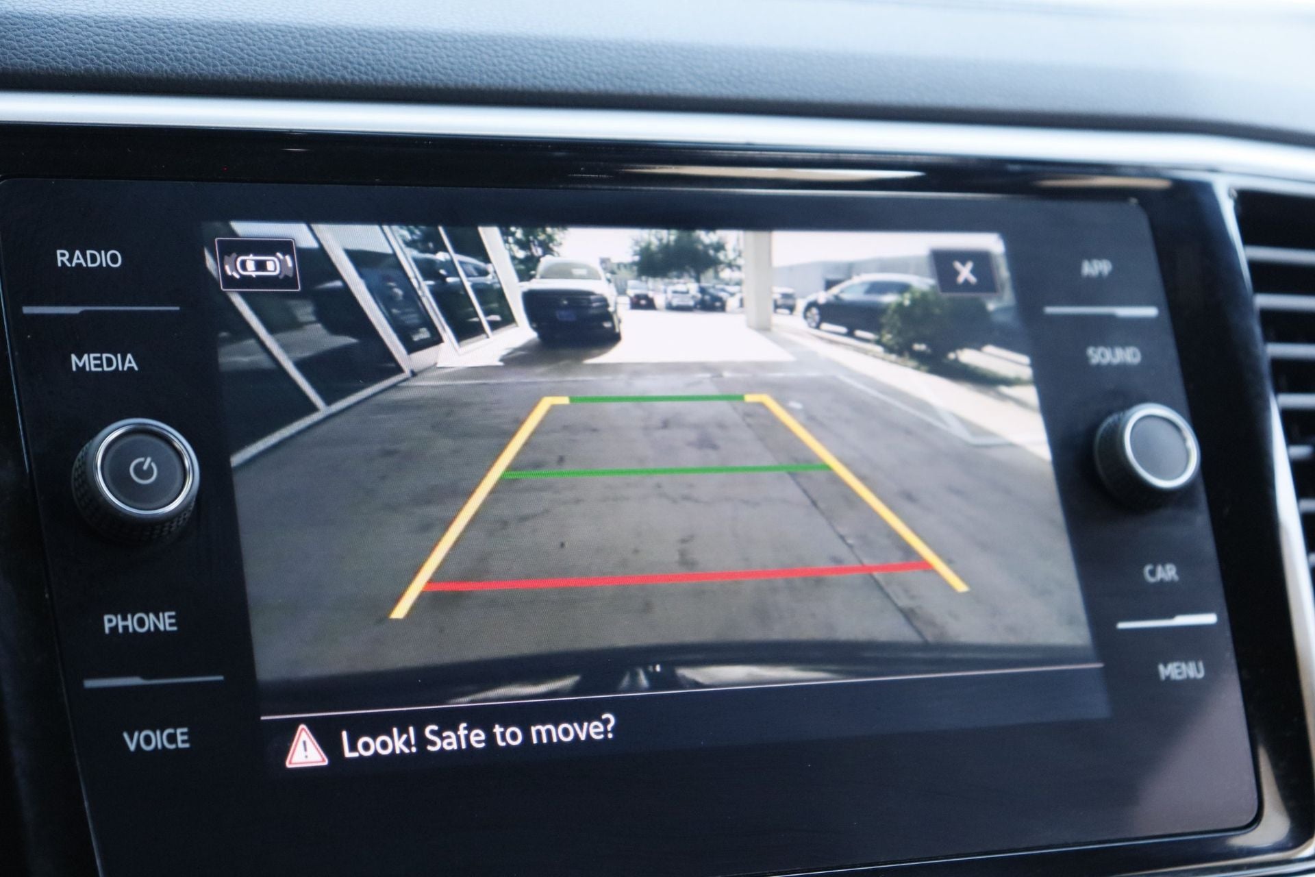 2023 Volkswagen Atlas Cross Sport 3.6L V6 SE w/Technology