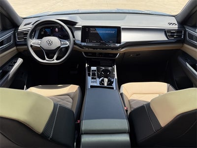 2025 Volkswagen Atlas Cross Sport 2.0T SE w/Technology