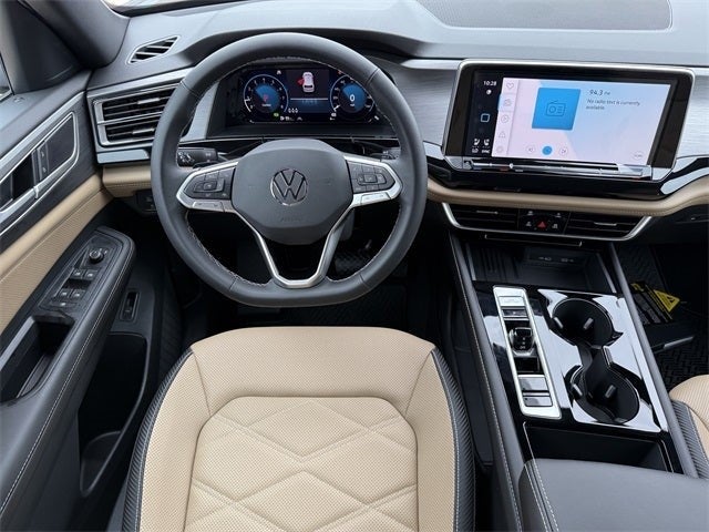 2025 Volkswagen Atlas Cross Sport 2.0T SE w/Technology