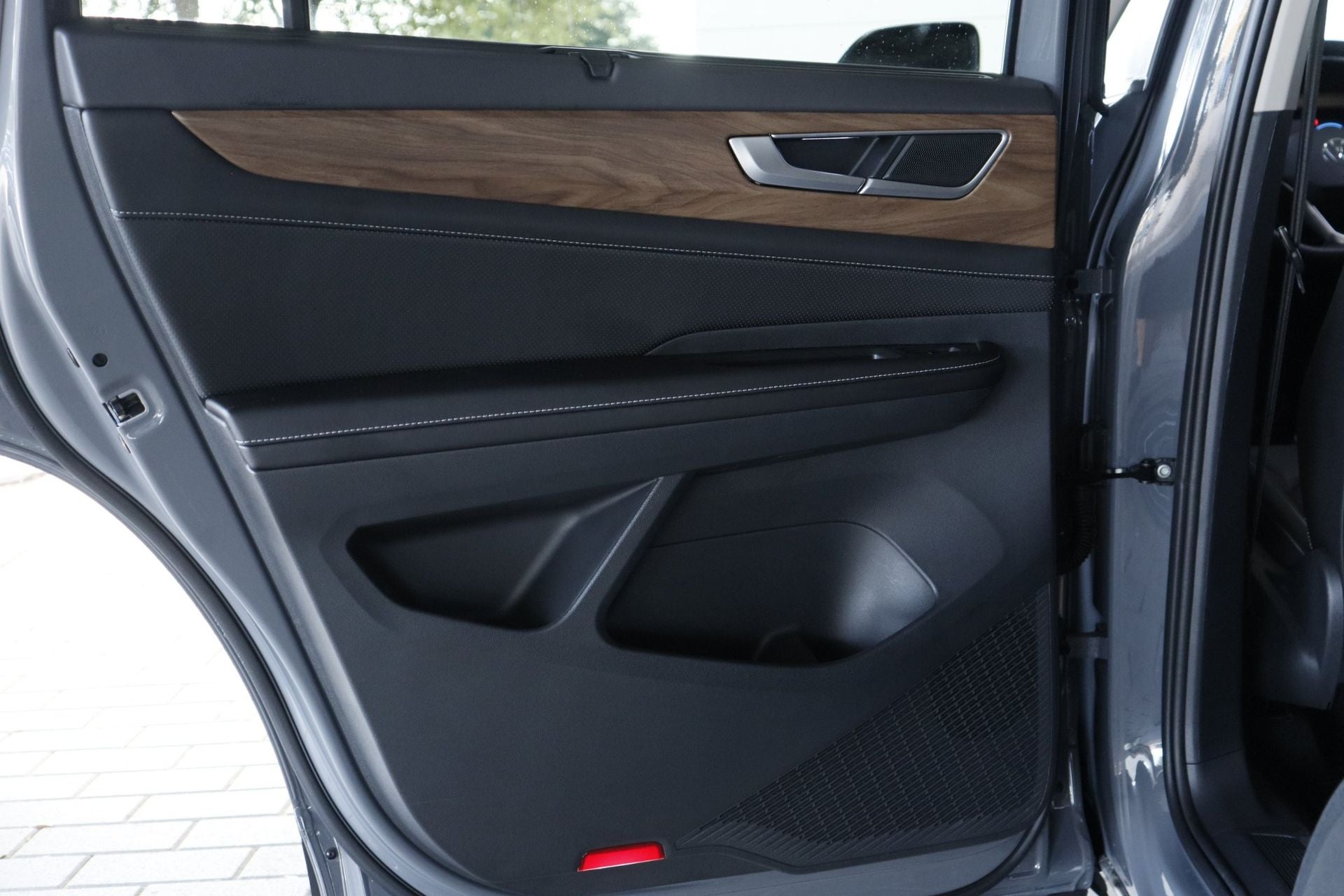 2026 Volkswagen Atlas SE w/Tech - Photo 20