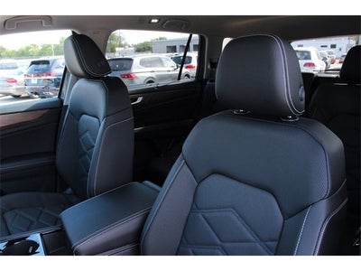 2026 Volkswagen Atlas 2.0T SE w/ Technology