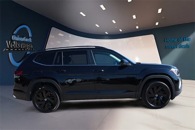 2026 Volkswagen Atlas 2.0T SE w/ Technology