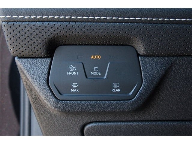 2026 Volkswagen Atlas 2.0T SE w/ Technology