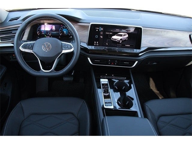 2026 Volkswagen Atlas 2.0T SE w/ Technology