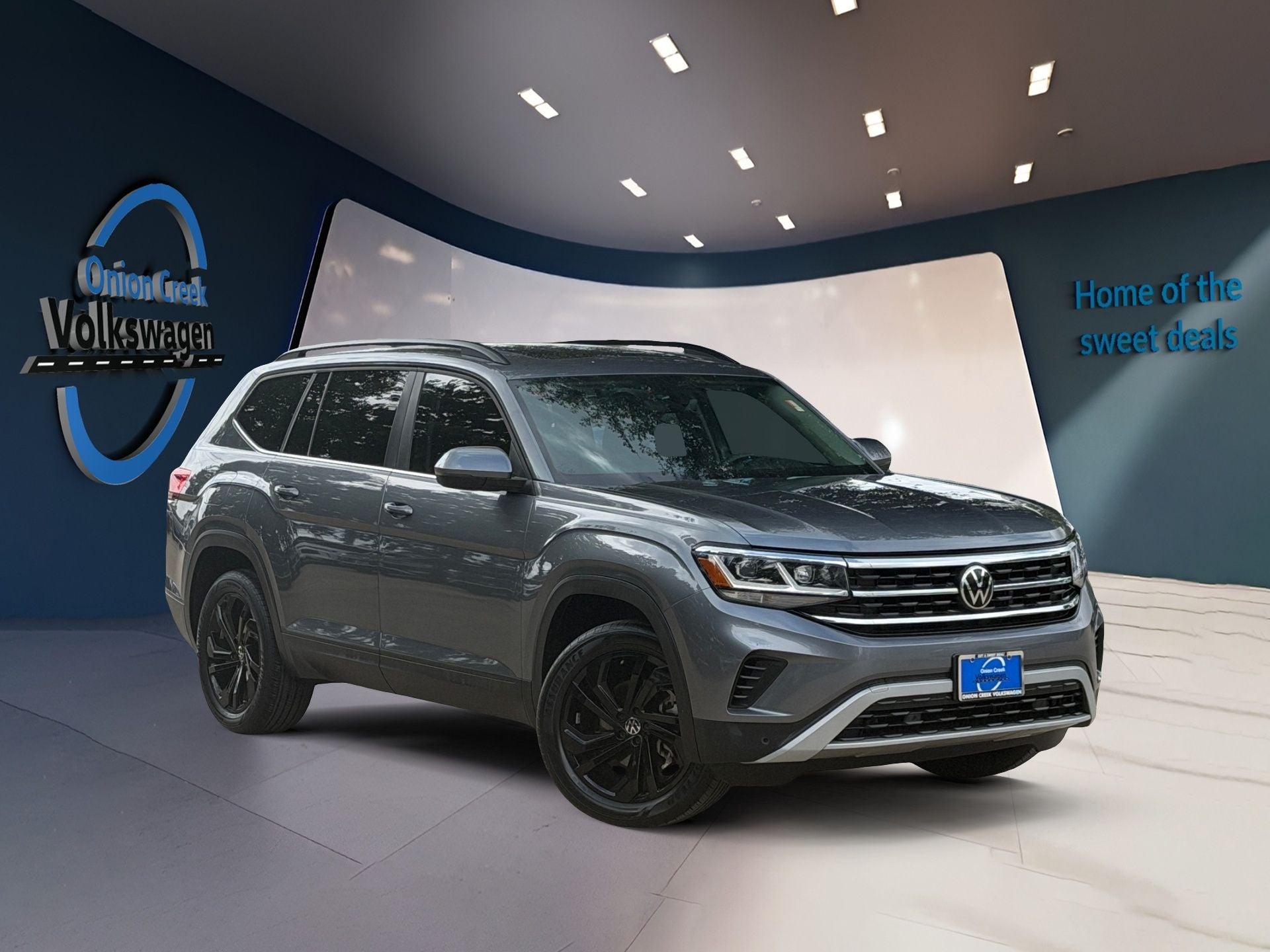 2022 Volkswagen Atlas 3.6L V6 SE w/Technology