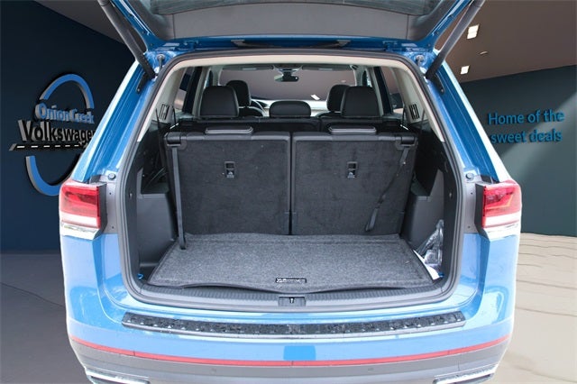 2025 Volkswagen Atlas 2.0T SE w/Technology