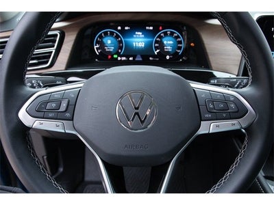 2025 Volkswagen Atlas 2.0T SE w/Technology