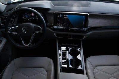 2025 Volkswagen Atlas 2.0T SE w/ Technology