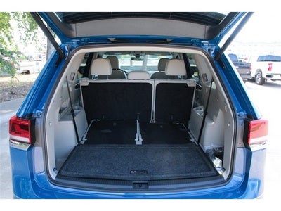 2025 Volkswagen Atlas 2.0T SE w/ Technology