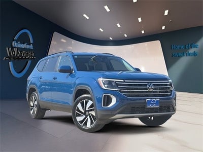 2025 Volkswagen Atlas 2.0T SE w/ Technology