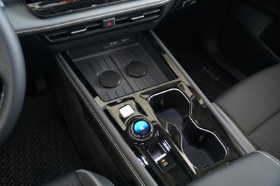 2027 Volkswagen Atlas SE w/Technology