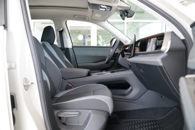 2027 Volkswagen Atlas SE w/Technology