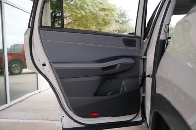 2027 Volkswagen Atlas SE w/Technology