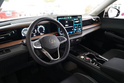 2027 Volkswagen Atlas SE w/Technology