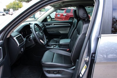 2022 Volkswagen Atlas 3.6L V6 SE w/Technology