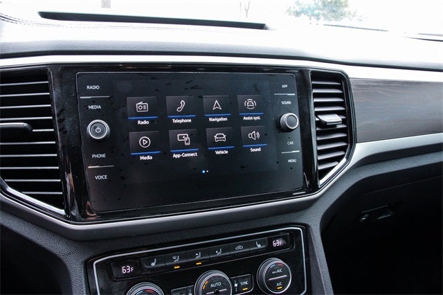 2022 Volkswagen Atlas 3.6L V6 SE w/Technology