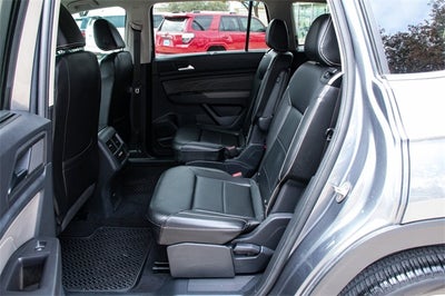 2022 Volkswagen Atlas 3.6L V6 SE w/Technology