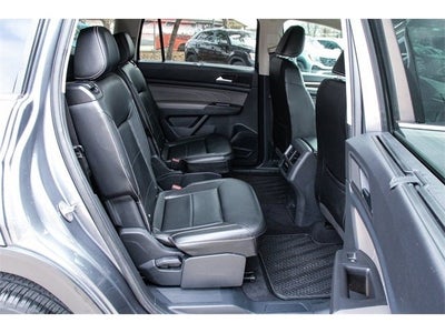 2022 Volkswagen Atlas 3.6L V6 SE w/Technology