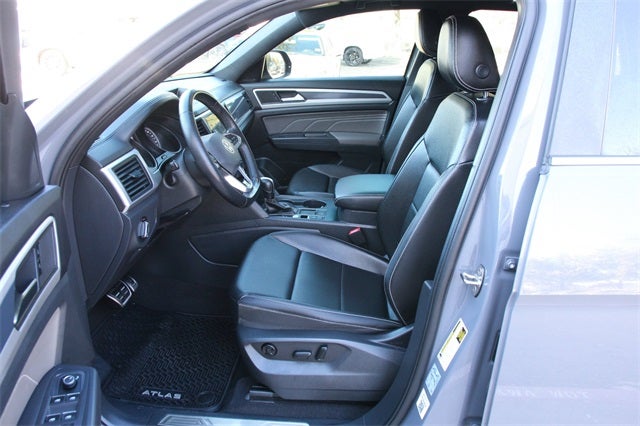 2021 Volkswagen Atlas Cross Sport 3.6L V6 SE w/Technology R-Line