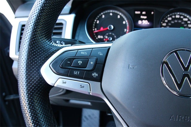 2021 Volkswagen Atlas Cross Sport 3.6L V6 SE w/Technology R-Line