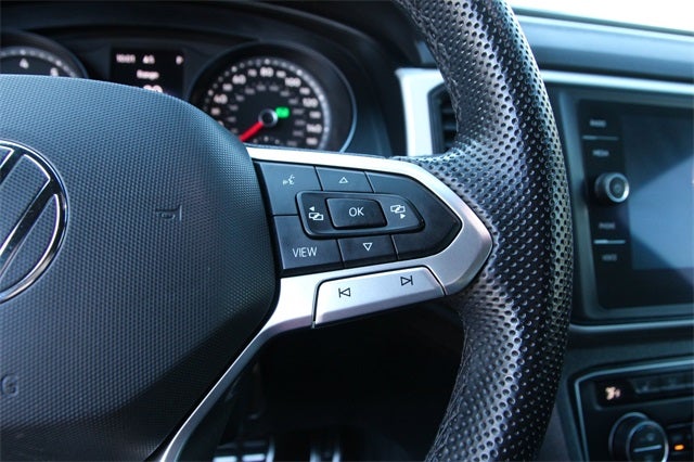 2021 Volkswagen Atlas Cross Sport 3.6L V6 SE w/Technology R-Line