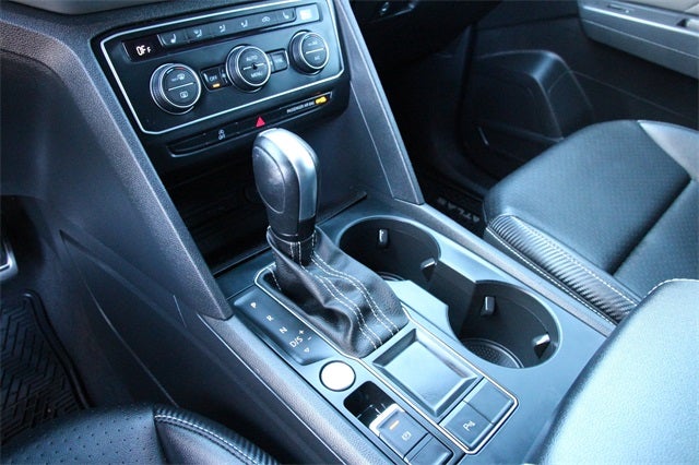 2021 Volkswagen Atlas Cross Sport 3.6L V6 SE w/Technology R-Line