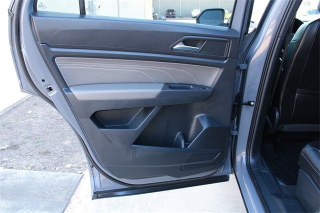 2021 Volkswagen Atlas Cross Sport 3.6L V6 SE w/Technology R-Line