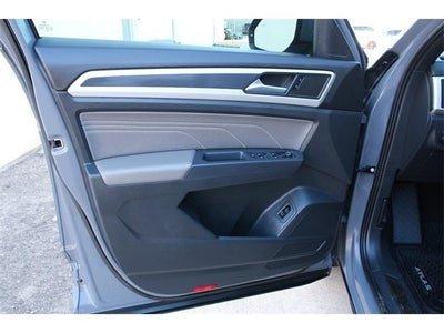 2021 Volkswagen Atlas Cross Sport 3.6L V6 SE w/Technology R-Line