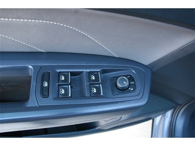 2021 Volkswagen Atlas Cross Sport 3.6L V6 SE w/Technology R-Line