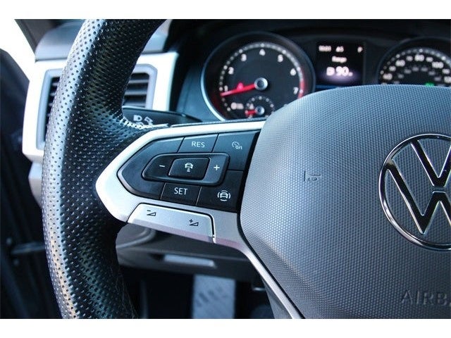 2021 Volkswagen Atlas Cross Sport 3.6L V6 SE w/Technology R-Line