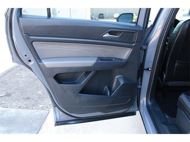 2021 Volkswagen Atlas Cross Sport 3.6L V6 SE w/Technology R-Line