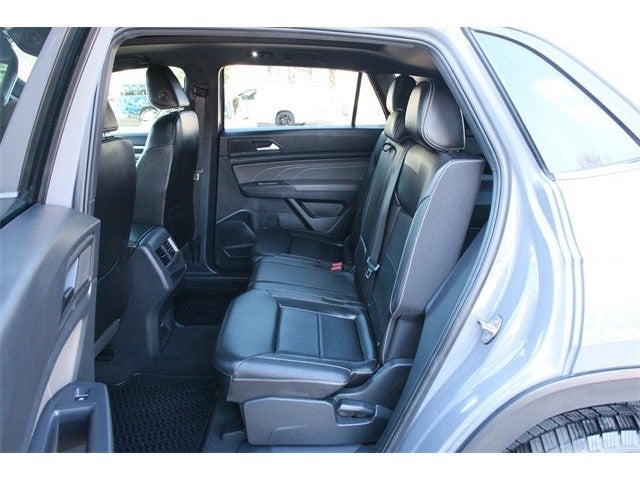 2021 Volkswagen Atlas Cross Sport 3.6L V6 SE w/Technology R-Line