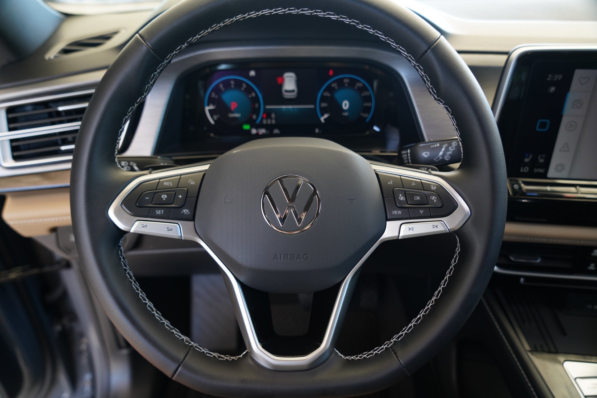2026 Volkswagen Atlas Cross Sport 2.0T SE W/TECHNOLOGY