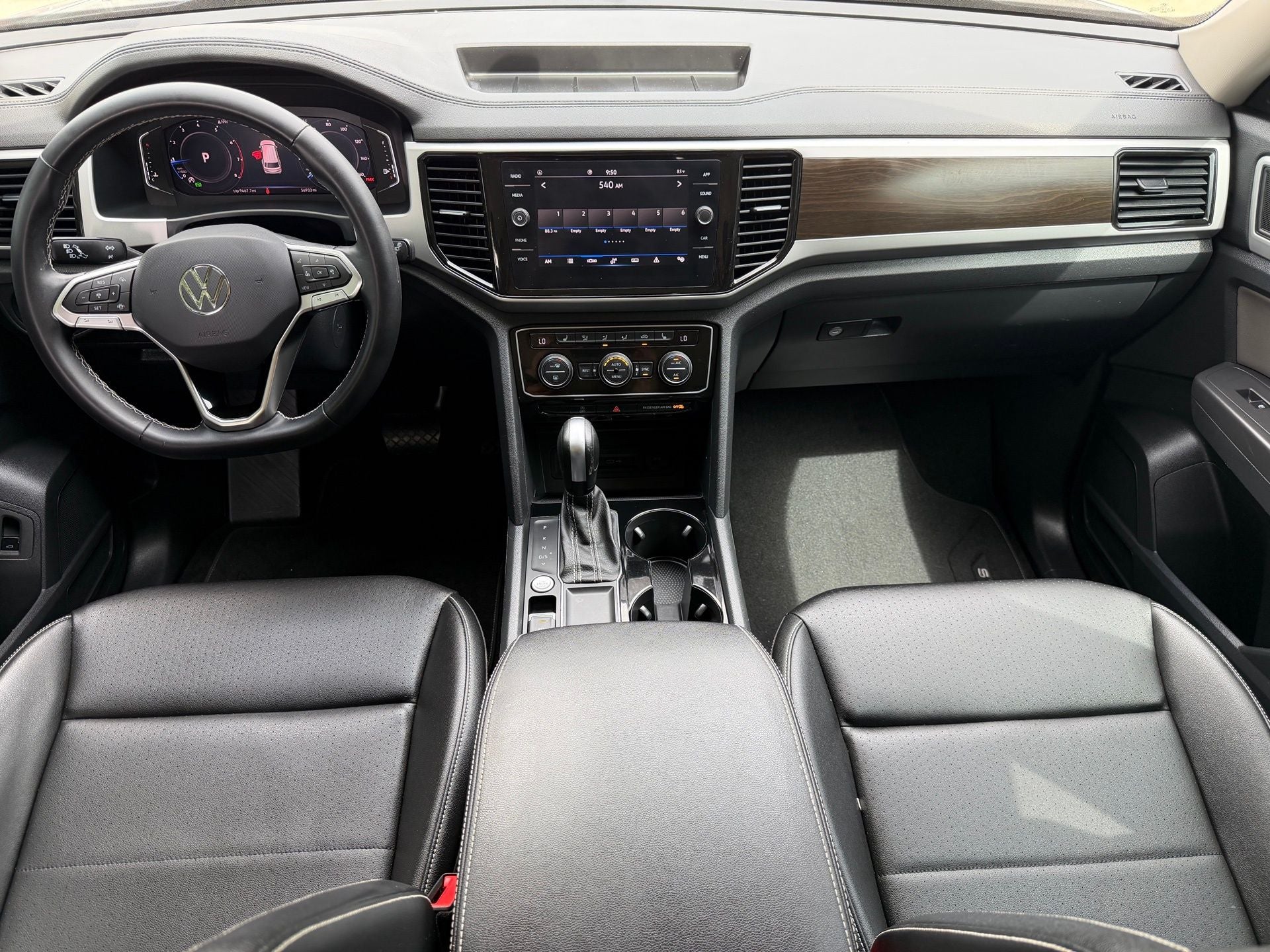 2023 Volkswagen Atlas 2.0T SE w/Technology