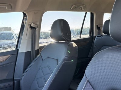 2025 Volkswagen Atlas 2.0T SE w/ Technology