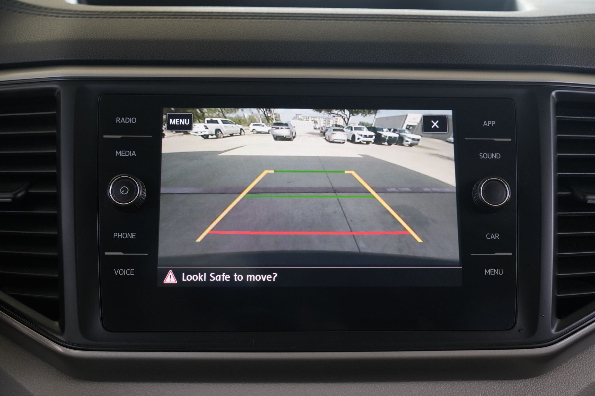 2020 Volkswagen Atlas 3.6L V6 SE w/Technology