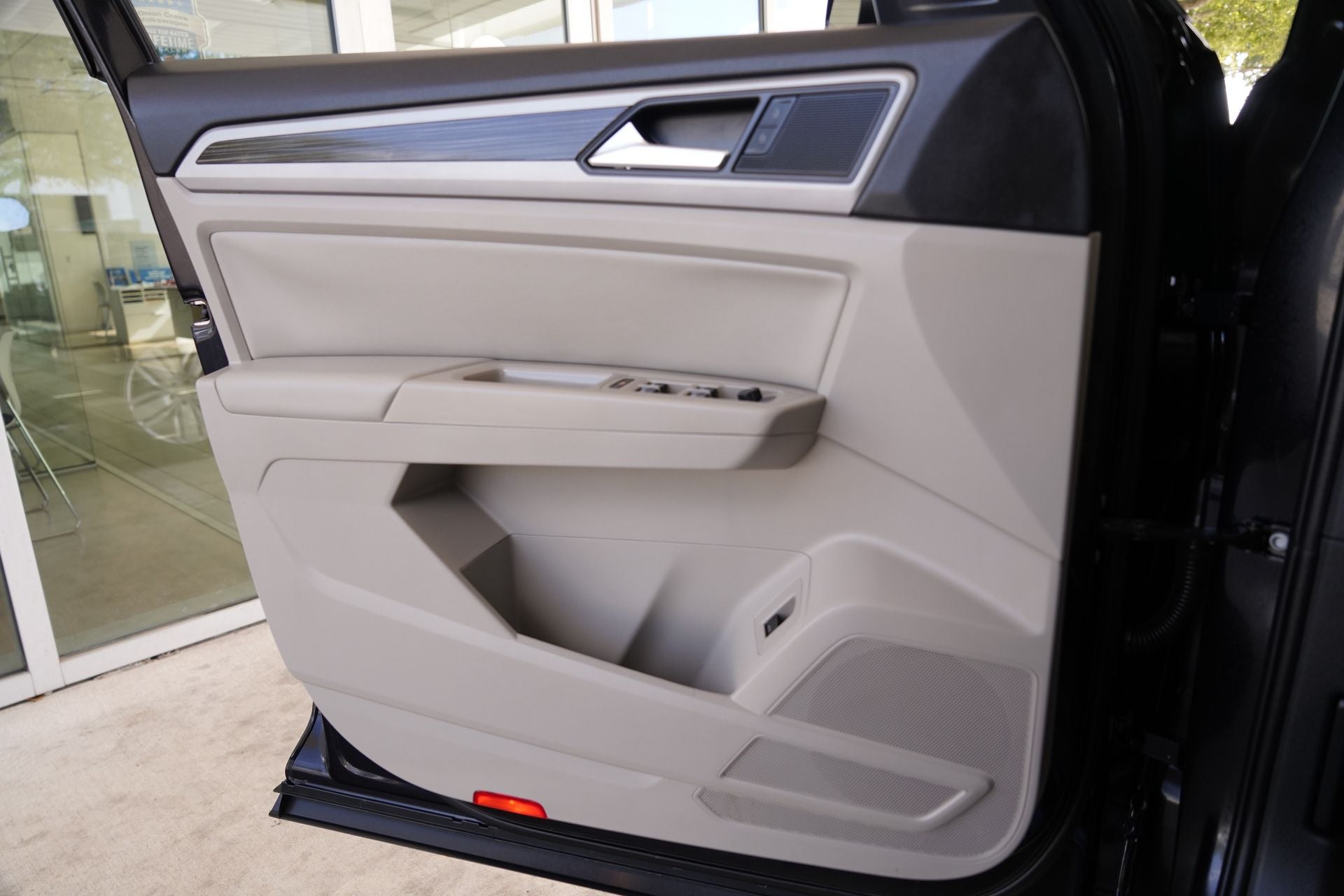 2020 Volkswagen Atlas 3.6L V6 SE w/Technology