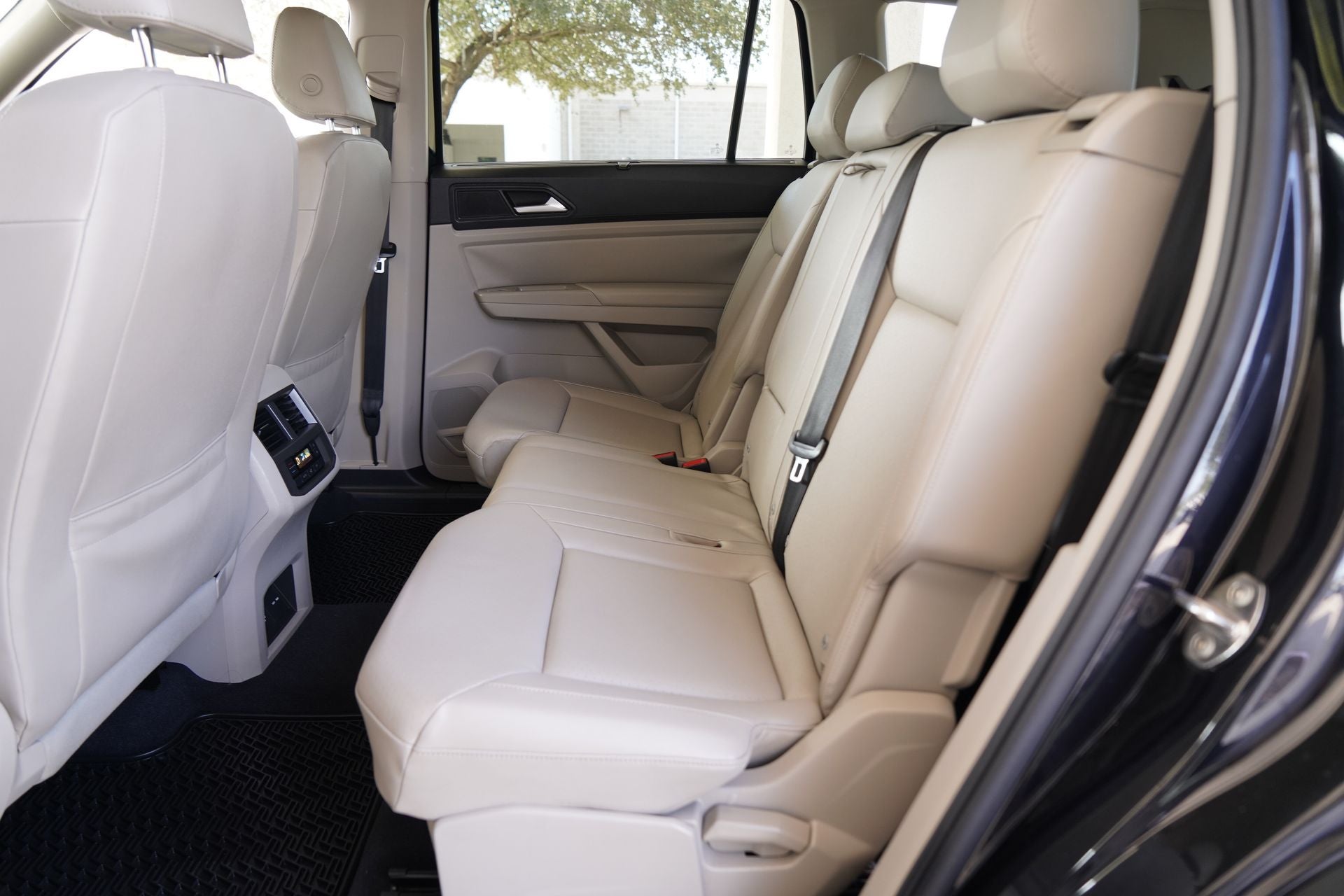2020 Volkswagen Atlas 3.6L V6 SE w/Technology