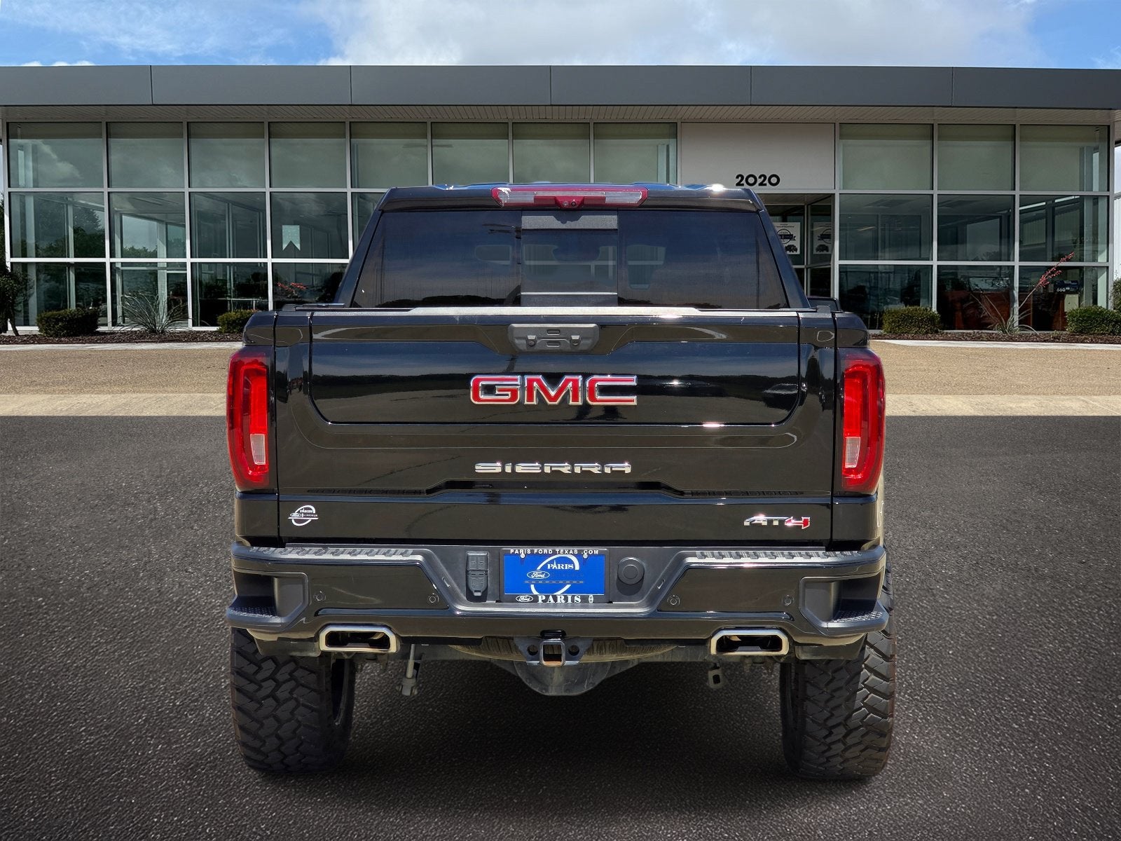 2024 GMC Sierra 1500 AT4