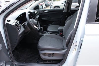 2026 Volkswagen Taos 1.5T SE Black