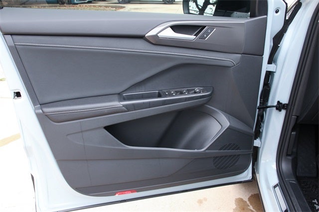 2026 Volkswagen Taos 1.5T SE Black