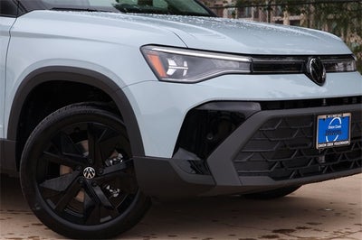 2026 Volkswagen Taos 1.5T SE Black